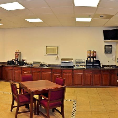 אנקורג' Alex Hotel And Suites מראה חיצוני תמונה