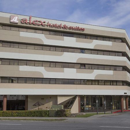 אנקורג' Alex Hotel And Suites מראה חיצוני תמונה