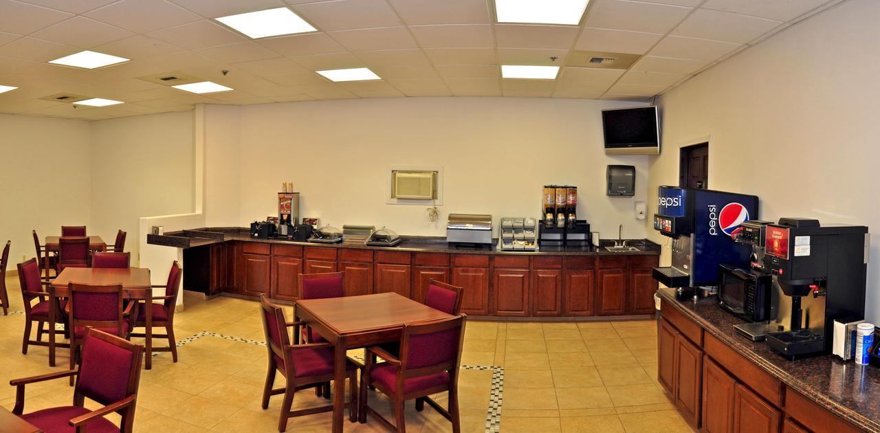 אנקורג' Alex Hotel And Suites מראה חיצוני תמונה